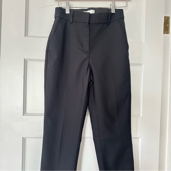 H&M Women's Dress Slacks Pants Trousers Black Slim Fitted Tapered Legs Sz 2 - Picture 1 of 16